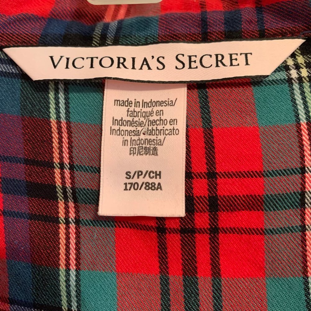 Victoria's Secret Red Plaid Flannel Pajama Top - Picture 2 of 5